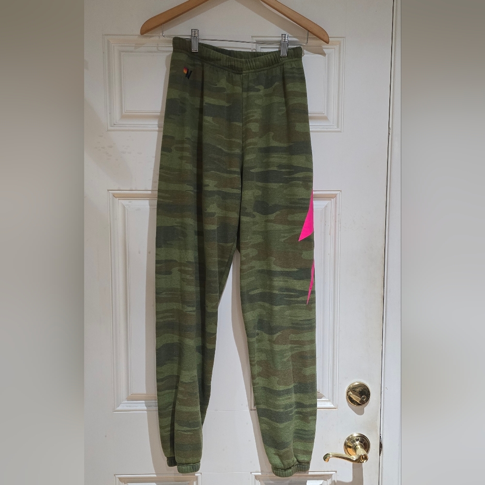 Aviator Nation Camo Jogger Pants M Pink Bolt